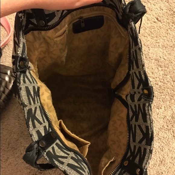 Michael Kors Tote - Picture 2 of 2